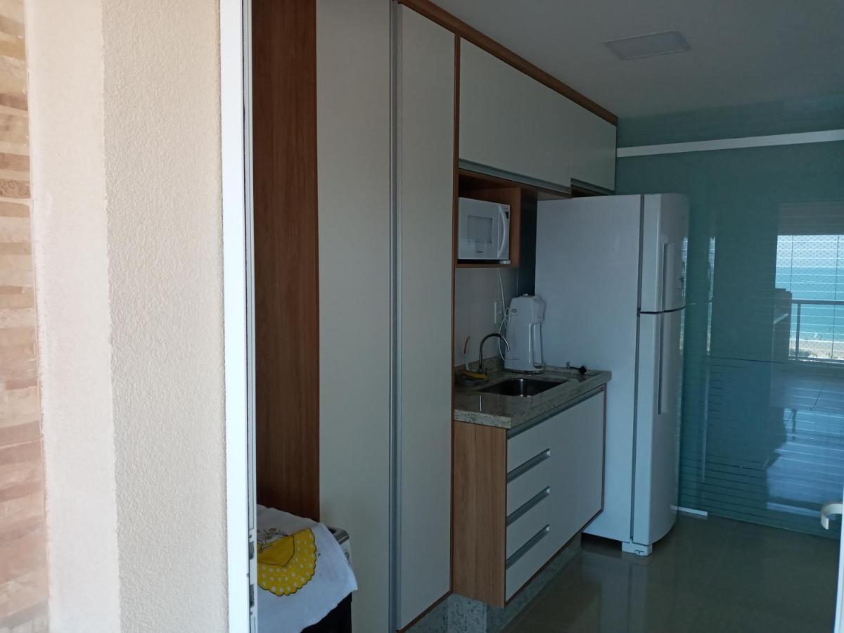 Apto Vista O Mar Enseada - 18o Andar Cond Clube
