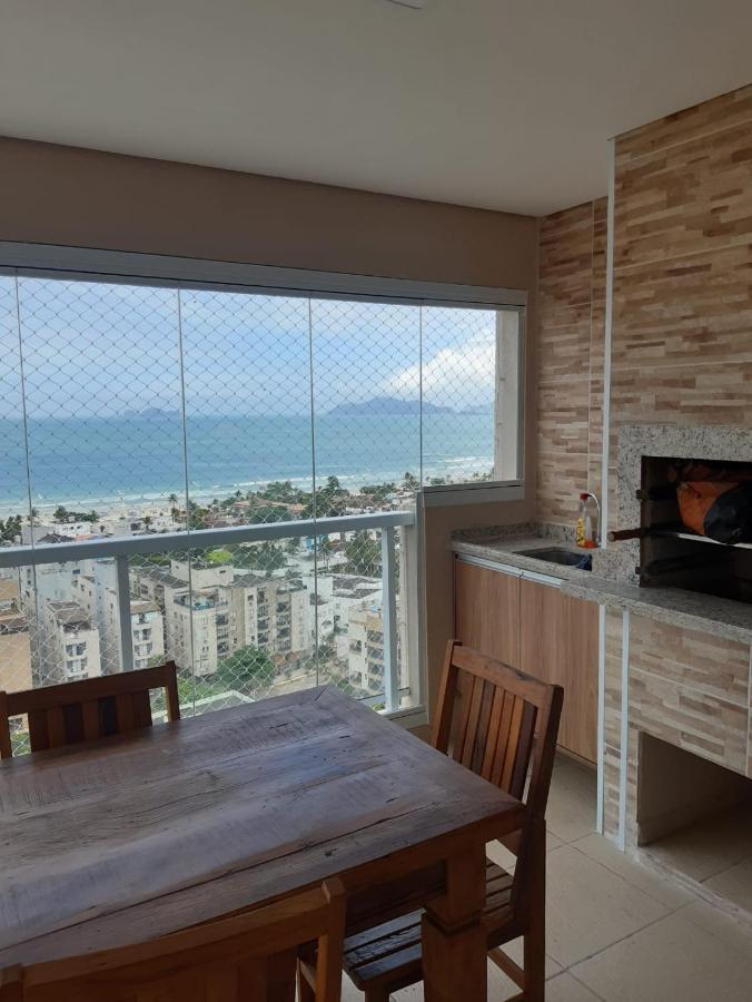 Apto Vista O Mar Enseada - 18o Andar Cond Clube